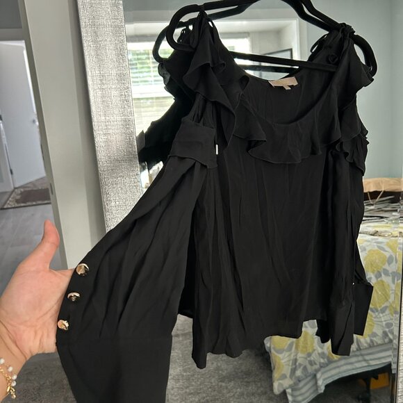 Eureka By Babylon silk off the shoulder blouse - Picture 1 of 3